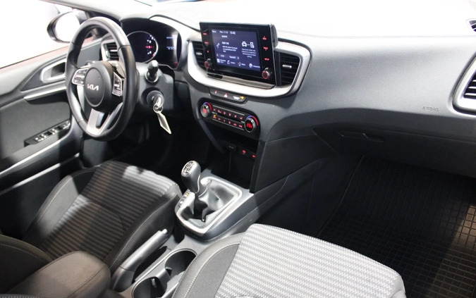 Kia Ceed cena 94500 przebieg: 28100, rok produkcji 2023 z Frombork małe 137